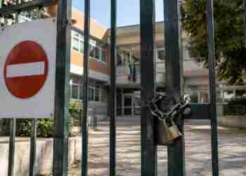 legionella outbreak closes three Palermo school buildings