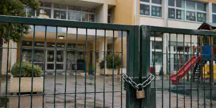 legionella schools in Palermo remain shut after week-long closure